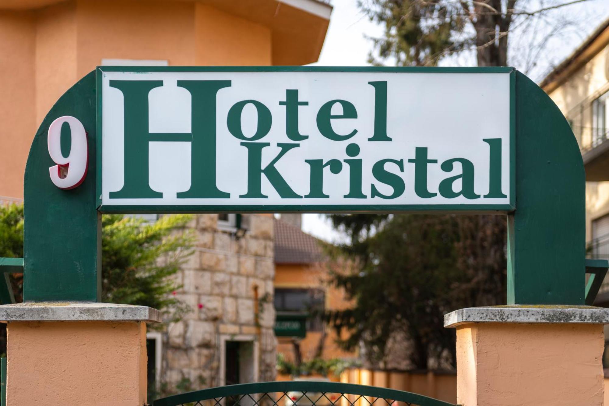 Hotel Kristal Budapest Exterior foto